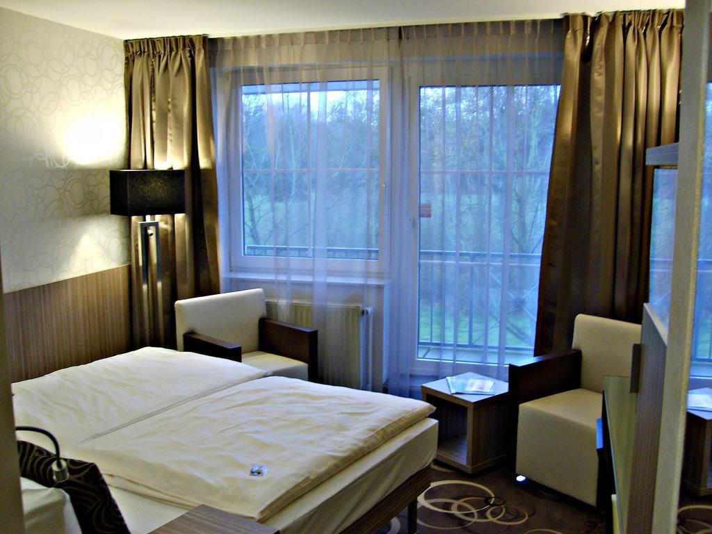 Nordwest-Hotel Bad Zwischenahn Ruang foto